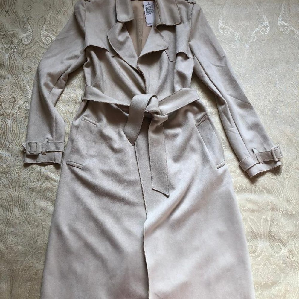 Philosophy Republic Clothing, Sz: XS, faux suede, trench coat, NWT, Color: Pearl